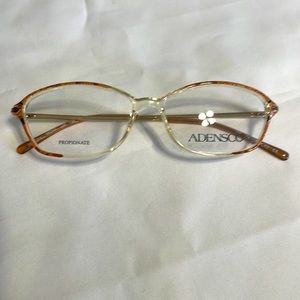 Adensco priopnate eyeglass frame